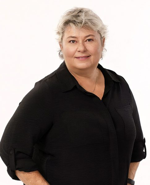 Annette Swaine – Raine & Horne Innisfail